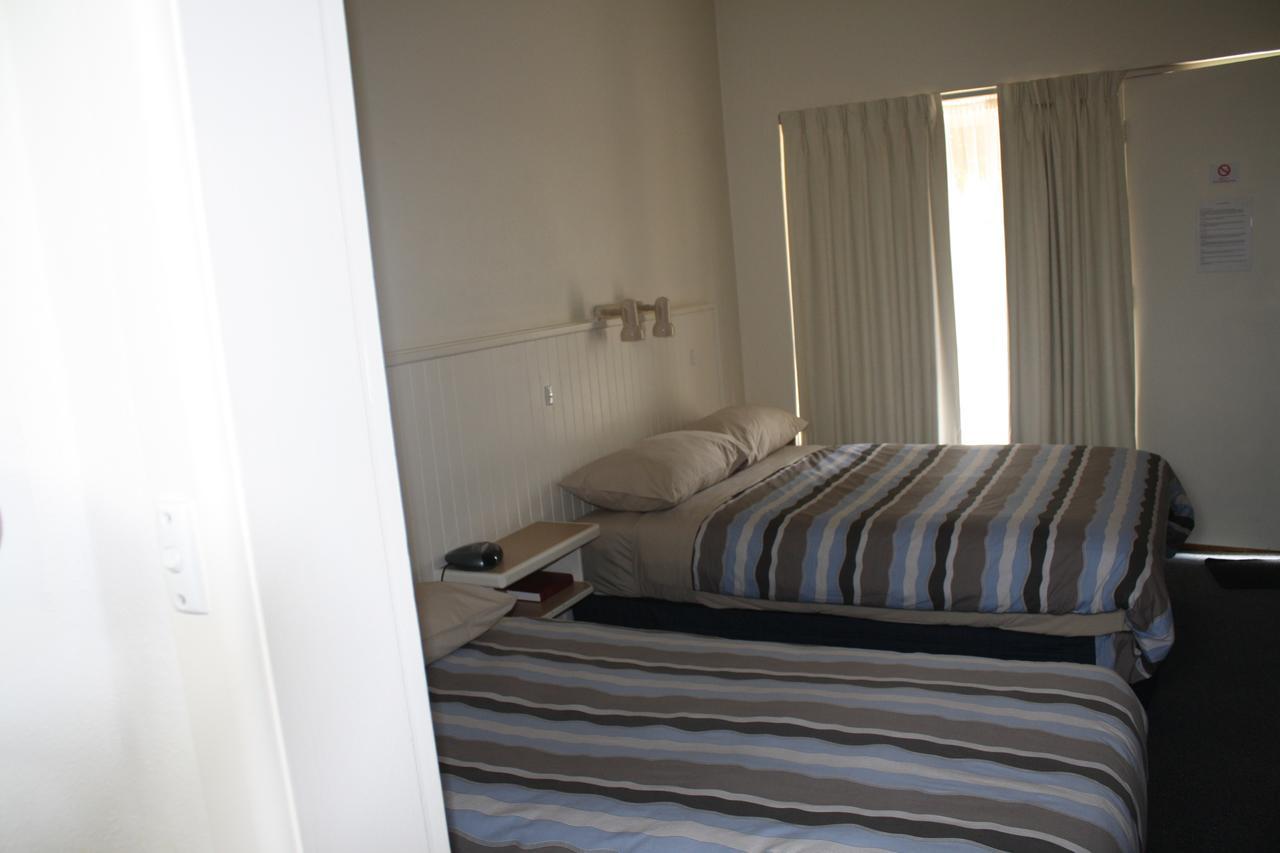 Omeo Motel Exteriör bild