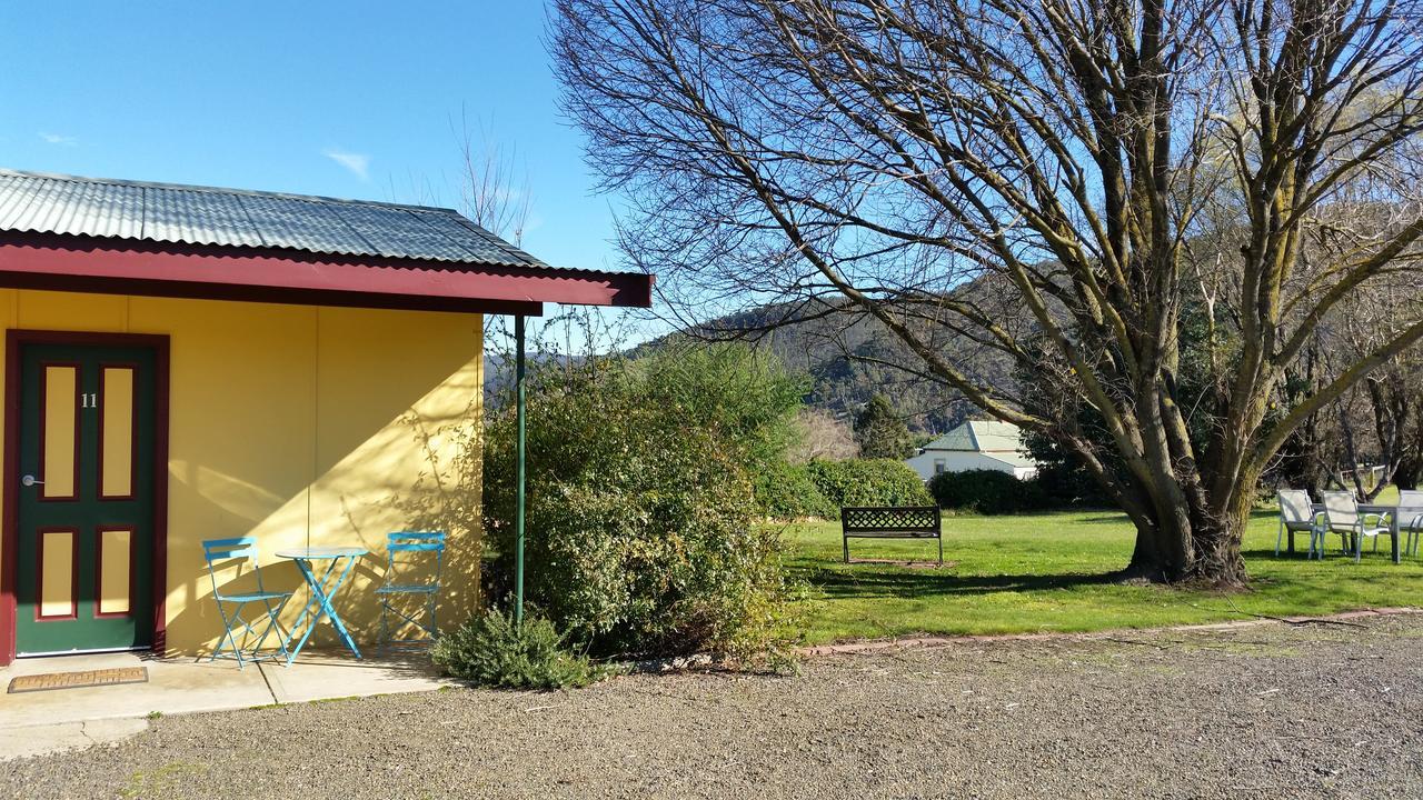 Omeo Motel Exteriör bild